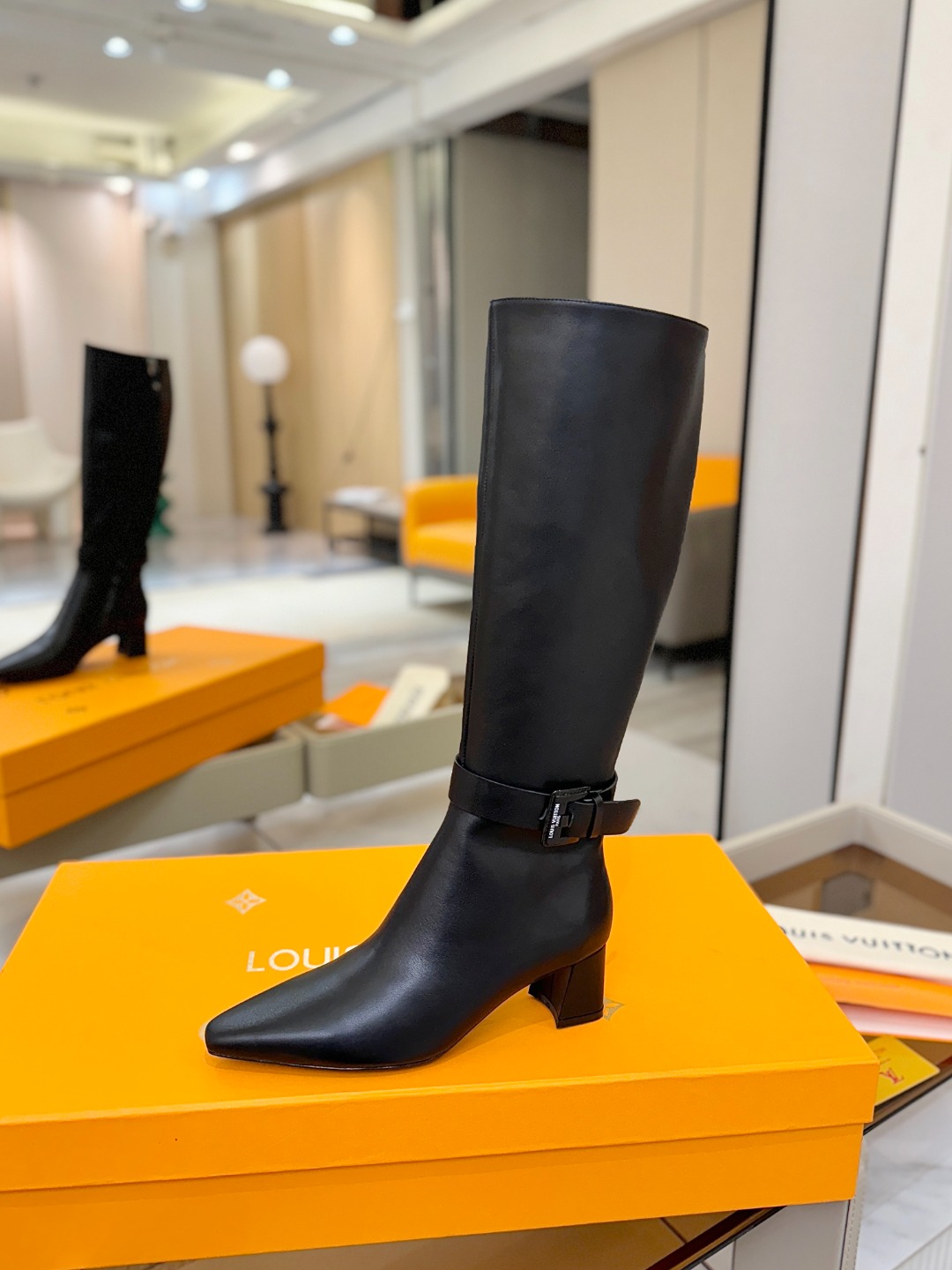 LV sz35-40 mnq1144